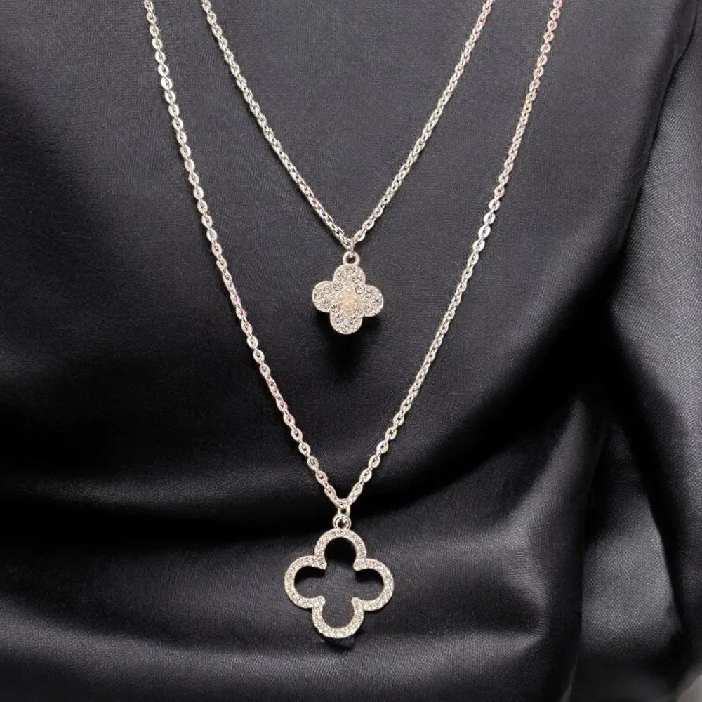 💎2/$30💎 Silver Clover Rhinestone Double Strand Pendant Necklace